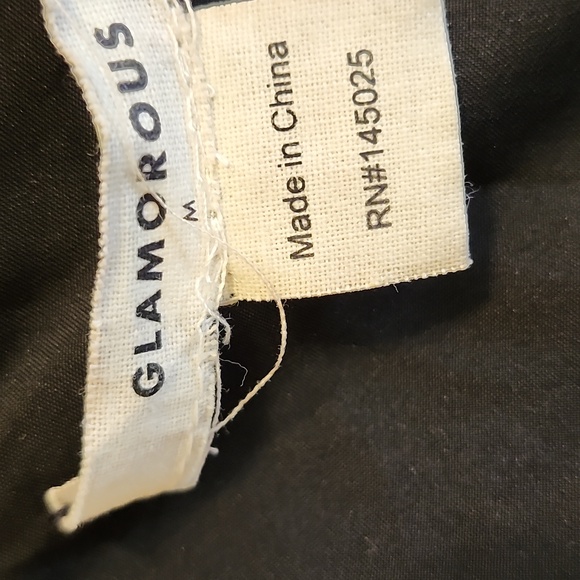 Glamorous Plaid Faux Patent Leather Puffer Jacket Size M - Picture 8 of 9